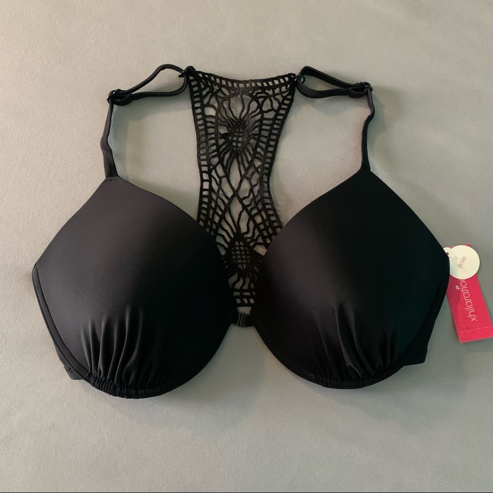 NWT Bathing suit bikini top